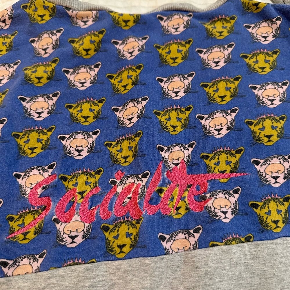 Gardner and the Gang girls sweatshirt, size 4-6 - Picture 3 of 7